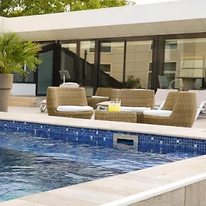 Hotell Golden Tulip Aix Les Bains - &