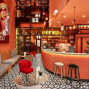 **** Hotel De Cambis Western Premier Collection France